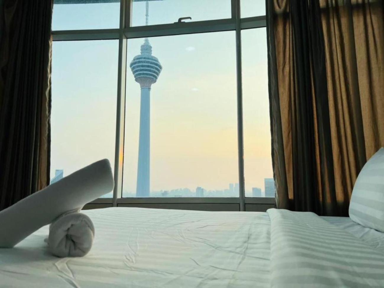 Vortex Suites Klcc By Moonlight Kuala Lumpur Exterior photo