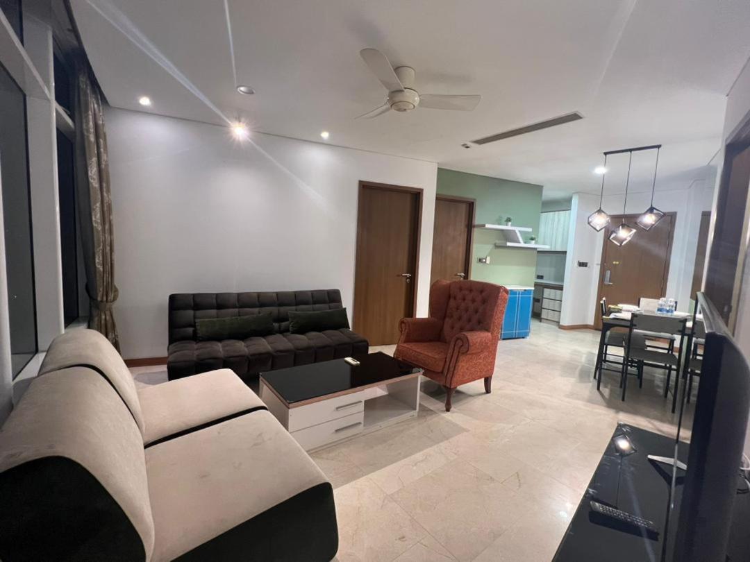Vortex Suites Klcc By Moonlight Kuala Lumpur Exterior photo
