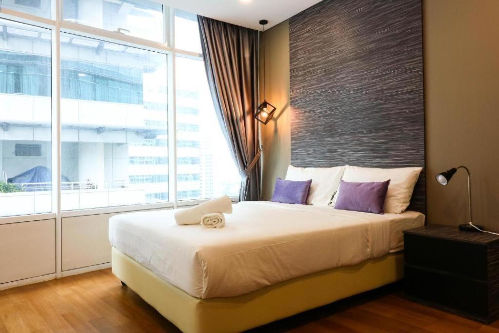 Vortex Suites Klcc By Moonlight Kuala Lumpur Exterior photo