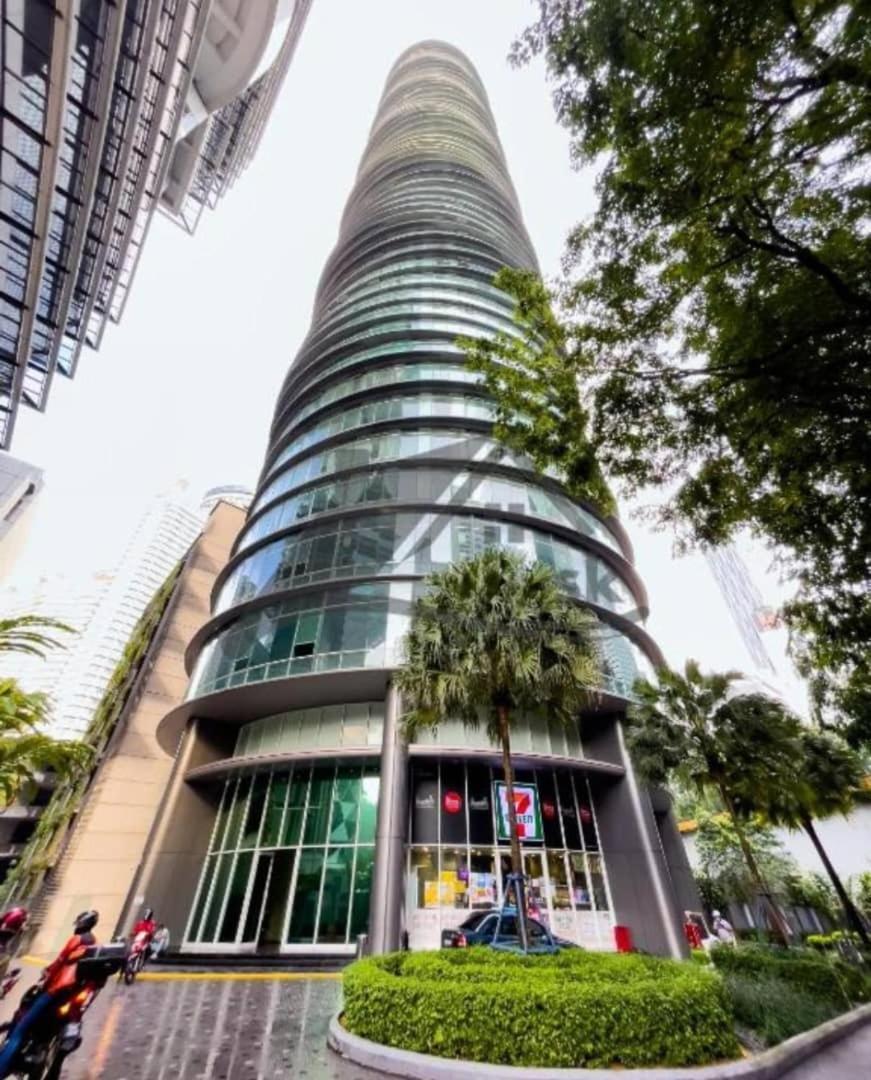 Vortex Suites Klcc By Moonlight Kuala Lumpur Exterior photo